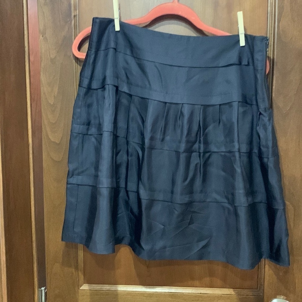 Victor Alfaro grey silk skirt size 10